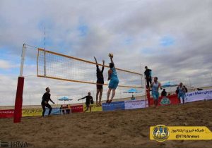 VolleyBall G M 12A 300x210 - تیم های والیبال گلستان یک و مازندران به فینال والیبال ساحلی کارگران کشور راه یافتند